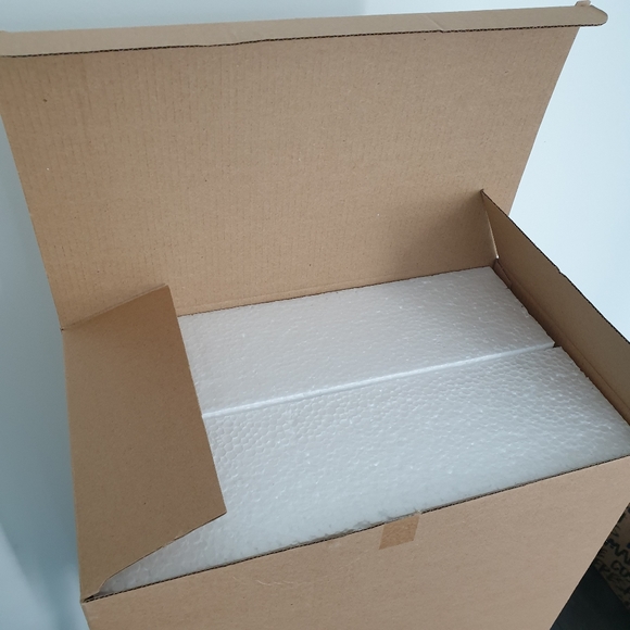 Novelty globe decanter - Picture 8 of 8